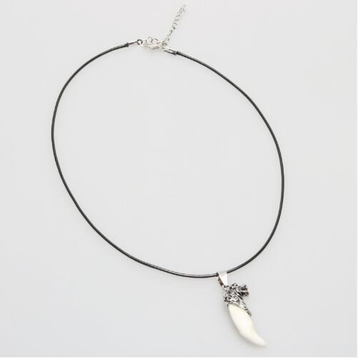 Version spike necklace